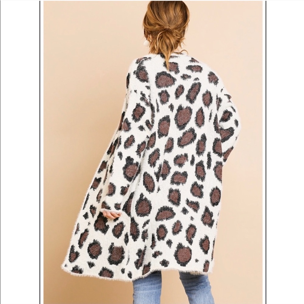 🔥LAST ONE Fuzzy Animal Print Open Front Cardigan - Picture 3 of 8